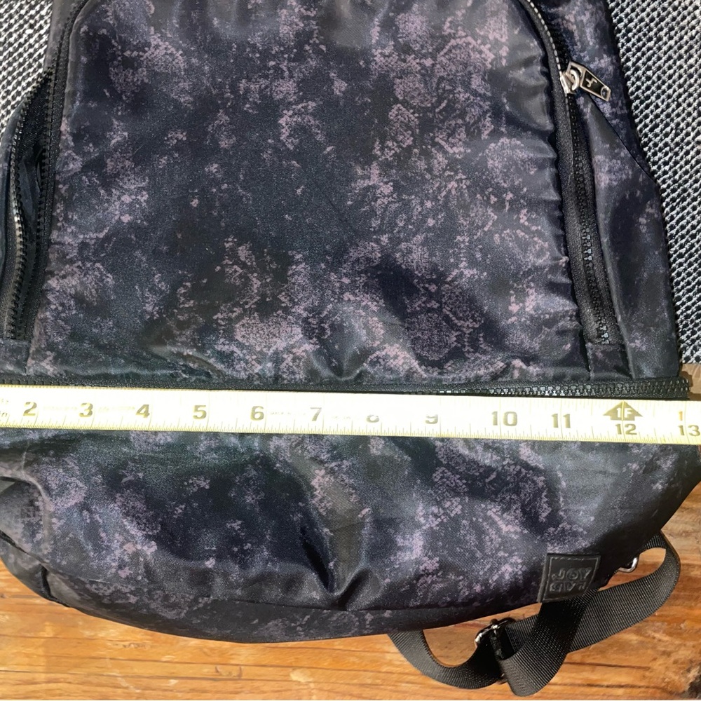JoyLab Black Patterned Minimalist Backpack - Picture 3 of 5